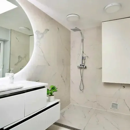 Vieux Lille Access, Proche Gare, Parking Offert Villa