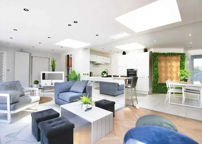 Vieux Lille Access, Proche Gare, Parking Offert